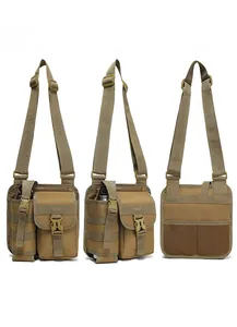 Détail du sac tactique TAN avec système MOLLE et pochette pour bouteille d'eau