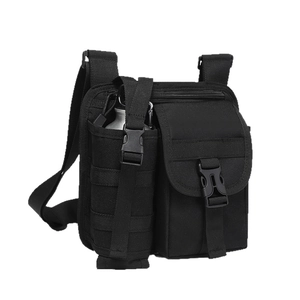 Sac bandoulière tactique imperméable en oxford noir avec porte-bouteille