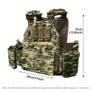 Tactical vest dimension map showing 35cm height and 28cm width for multicam gear