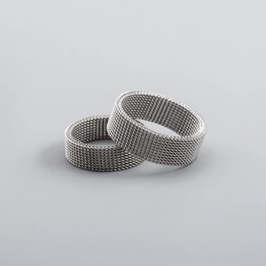 Unisex Minimalistisch Edelstahl Gitter Gewebter Ring Industrie Stil Modisch Silber Band Für Herren Damen Schmuck Accessoire