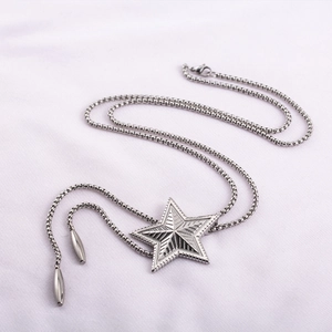 Collier chic en Y avec pendentif étoile 3D en acier titane argenté et texture
