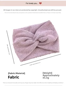 Dettaglio di una fascia in maglia a coste larga 18,5cm con design a nodo e tessuto lavanda