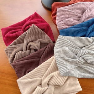 Fasce per capelli yoga in maglia a coste elasticizzate in vari colori con nodo incrociato