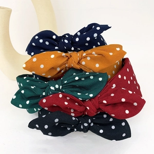 Lot de cinq bandeaux rétro à pois avec oreilles de lapin en plusieurs couleurs vives