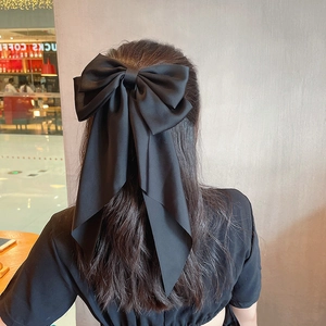 Grande Pince à Cheveux Nœud en Satin Avec Long Ruban Style Coréen Doux Accessoires de Cheveux Surdimensionnés pour Femmes