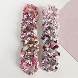 Lot de 12 chouchous en tissu aux motifs de fruits mignons comme fraise et pastèque