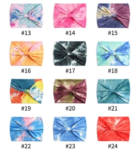 Selezione di 12 fasce per yoga tie-dye in vari colori vivaci e fantasie diverse