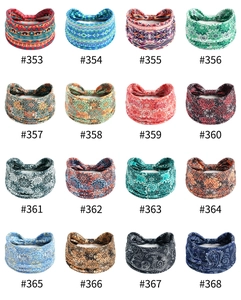 Collection de 16 bandeaux de yoga imprimés avec des motifs bohèmes et paisley