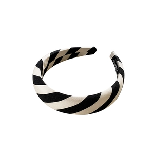 Minimalist Korean style headband with black and white diagonal stripes design