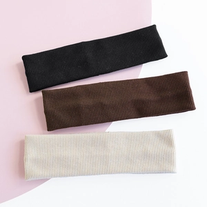 Bandeaux de sport en maille côtelée élastique noirs, marrons et crème pour yoga et fitness