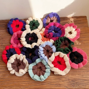 Handmade Color Blocking Knitted Woolen Yarn Hair Scrunchies For Women Soft Ribbed Large Ponytail Holder Winter Accessories