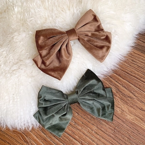 Retro velvet double-layer bow hair clips in brown and dark green for autumn winter