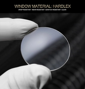 Details des Hardlex-Uhrenglases mit Kratzfestigkeit und hoher Transparenz und Klarheit