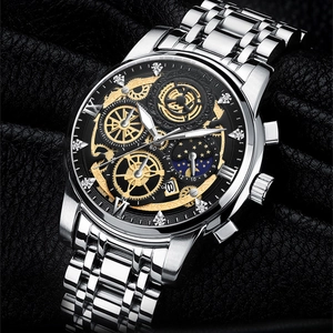 Herrenuhr aus Edelstahl in Silber mit schwarzem Skelett-Zifferblatt und Mondphasenanzeige