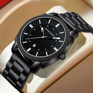 Montre homme Hannah Martin en acier inoxydable noir mat avec affichage de la date