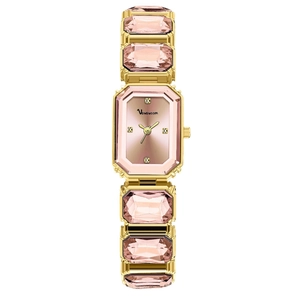Orologio al quarzo da donna in oro con quadrante quadrato rosa e bracciale con cristalli