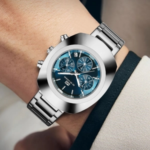 Men's quartz watch with blue sunray dial and silver steel band in a stylish business look