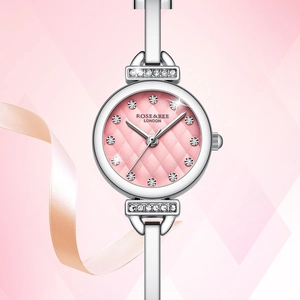 Montre élégante pour femme en argent avec cadran rose diamant et bracelet en métal