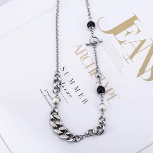 Collier Punk Mismatched en Acier au Titane Chaîne avec Künstliche Perles Noires Künstliche Perles d'Imitation Blanches Strass Fermoir OT Bijoux Unisexe