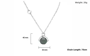 Vue détaillée du collier pendentif rotatif Merci Paris avec chaîne de 70cm et 20g
