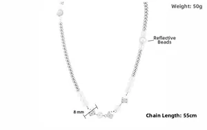 Spécifications de collier punk en acier titane avec pendentif dé et perles réfléchissantes