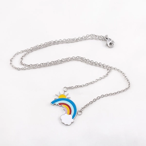 Lebendige Titanstahl Halskette mit buntem Emaille Anhänger aus Sonne, Regenbogen und Wolken