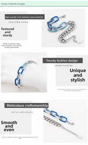 Détail du bracelet gourmette en acier 316L avec émail bleu blanc et polissage miroir