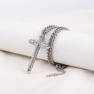 Collier Pendentif Croix Crâne Gothique Hommes Acier Inoxydable 316L Hip Hop Punk Rétro Bijoux Chaîne de Blé Longue Bijou Cadeau
