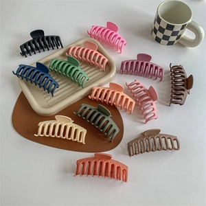 Matte finish large shark hair claws in multiple Morandi colors for women's hair styling