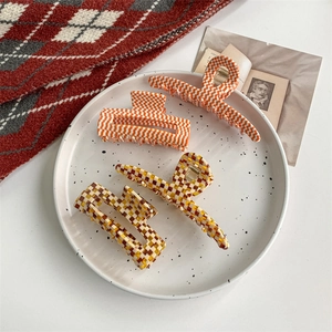Set of 4 vintage chic checkered acetate hair claws with colorful stripe patterns