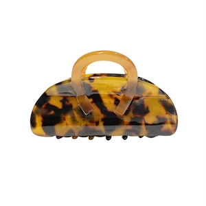Pince à cheveux motif écaille de tortue avec design unique de poignée de sac à main