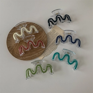 Set of 6 colorful wavy claw clips with transparent acrylic design and metal springs
