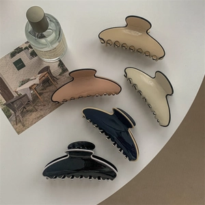 Pince à Cheveux Coréenne Chic en Acétate Bordure Contrastée Élégante Grande Pince Crabe pour Femmes Accessoire de Coiffure Rétro Minimaliste