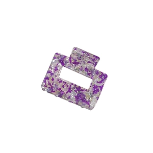 Pinza per capelli rettangolare in acetato con motivo marmorizzato viola e bianco