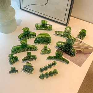 Vintage Emerald Green Acetate Hair Claw Clips Elegant Translucent Geometric Shark Clips For Women Daily Hair Styling Accessories