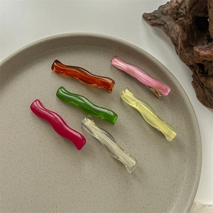 Set of 6 colorful wavy acrylic hair clips in vibrant vintage summer colors with metal base