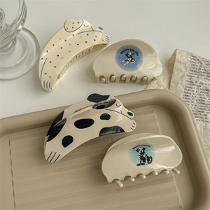 Pince à Cheveux Chien Dalmatien Acétate Acrylique Mignon Chiot Forme Animale Accessoires Cheveux Femmes Crème Pinces Requin
