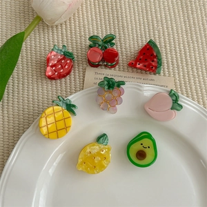Lot de mignonnes pinces à cheveux en acétate motif fruits comme fraise et pastèque pour filles