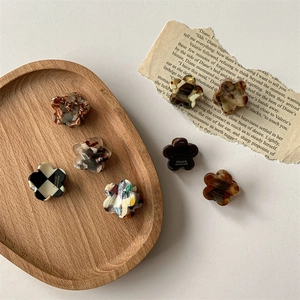 Petites Pinces à Cheveux Fleur en Acétate Vintage Français Damier Écaille de Tortue Camélia Accessoires pour Cheveux Femmes Filles