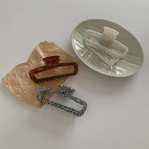 Three-piece acetate hair claw clips set with tortoise shell and marble patterns