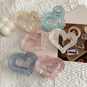 Pince à Cheveux Cœur Iridescent en PVC Forme de Cœur Creux Accessoire de Coiffure pour Femmes Style Frais et Sucré