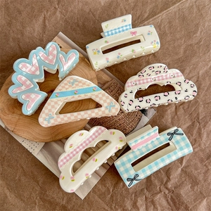 Sweet Acrylic Floral Plaid Bow Hair Claw Clips For Women Large Leopard Print Heart Shape Hair Catch Clips Retro Headwear