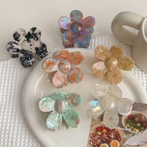 Elegant French acetate flower hair claw clips set with marble texture for women