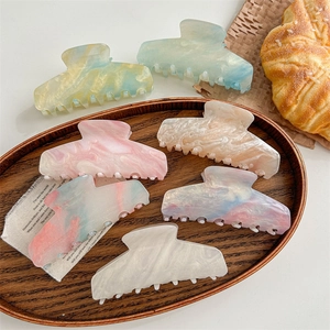 Large Acetate Hair Claw Clip Marble Pattern Gradient Color Shark Clip For Women Elegant Sweet Hair Accessories Daily Hair Fixing