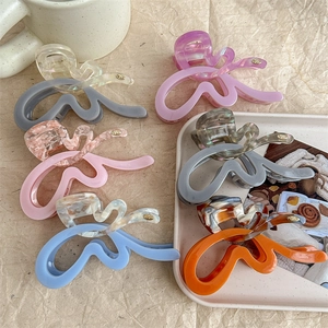 Women Large Acetate Butterfly Hair Claw Clip Patchwork Marble Shark Hair Clip Korean Minimalist Decorative Hairpin For Everyday