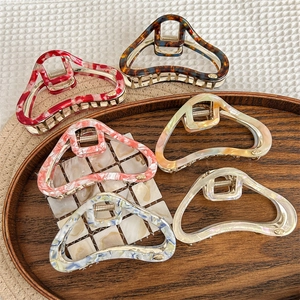 Exquisite Acetate Cloud Shark Hair Clip For Women Sweet Hollow Triangle Hair Claw Large Marble Tortoiseshell Lacquered Hairpin Accessory
