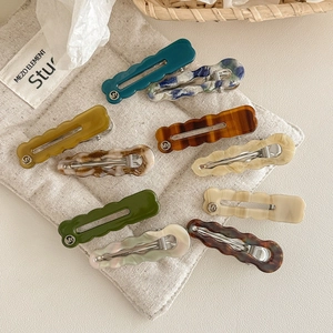Lot de 10 barrettes à cheveux en acétate ondulé aux motifs marbre et écaille de tortue
