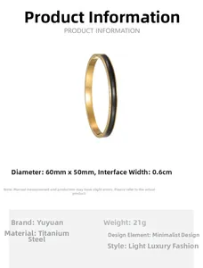 Détails du bracelet ovale en acier titane doré avec dimensions 60x50mm et finition émail