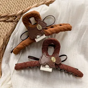 Handmade Autumn Winter Plush Hair Claw Clip With Cute Dog Leather Patch Elegant Bow Hair Catch Accessory For Women Girls