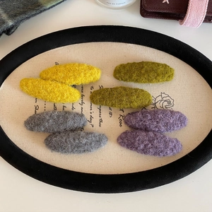 Morandi colors plush wool felt oval hair clips set for women in minimalist style